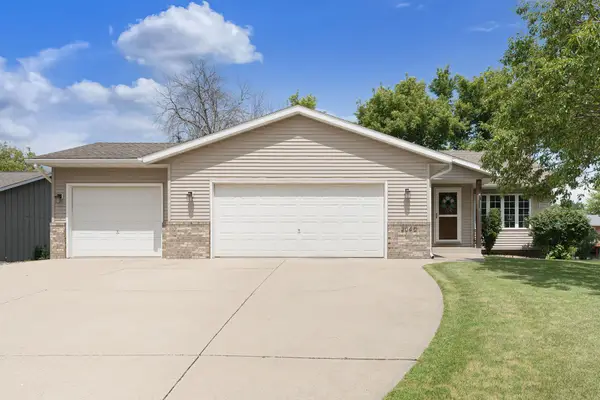 2040 Greenwood Drive, Owatonna, MN 55060