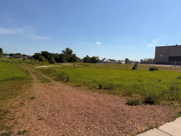 170 Swendra Boulevard Ne, Cokato, MN 55321