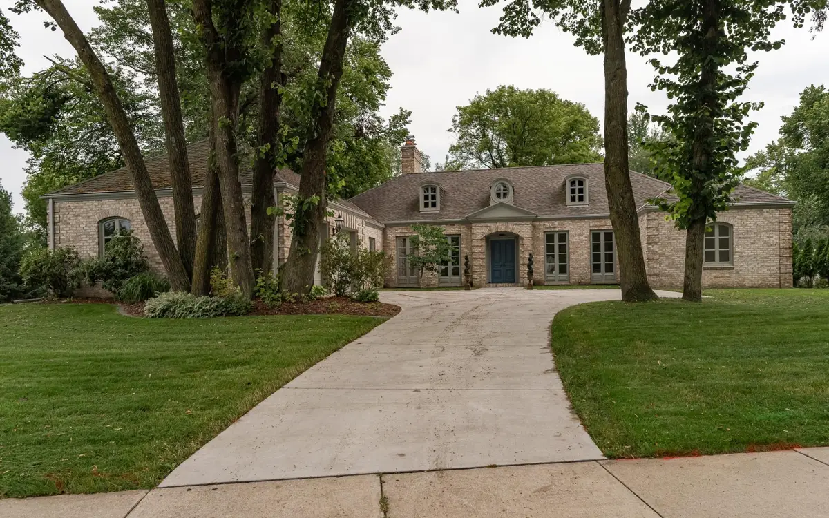 910 Folwell Drive Sw, Rochester, MN 55902 - #1
