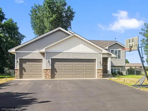 759 Park Brook Road Nw, Isanti, MN 55040