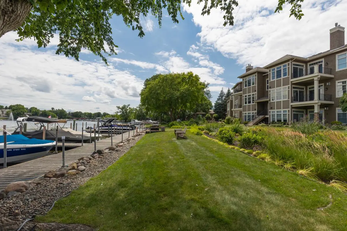 21957 Minnetonka Boulevard #17, Excelsior, MN 55331 - #1