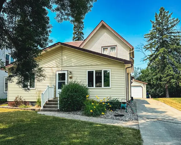 316 S Ash Street, Crookston, MN 56716