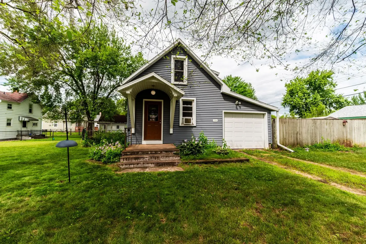 2316 6th Street, Eau Claire, WI 54703 - #1