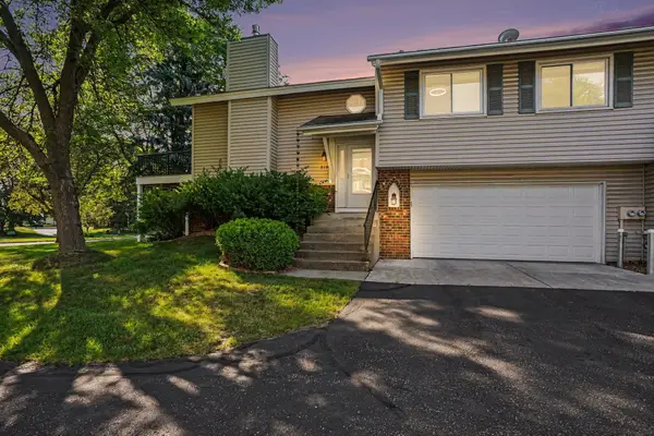 719 Evergreen Court, Burnsville, MN 55337