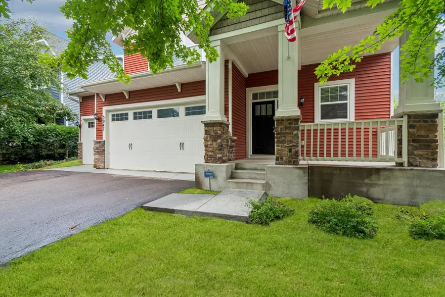 3947 Valencia Lane, Chaska, MN 55318 - #2