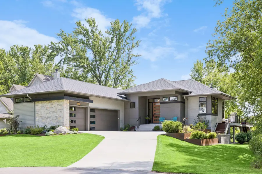 324 Hampton Street, Wayzata, MN 55391 - #2