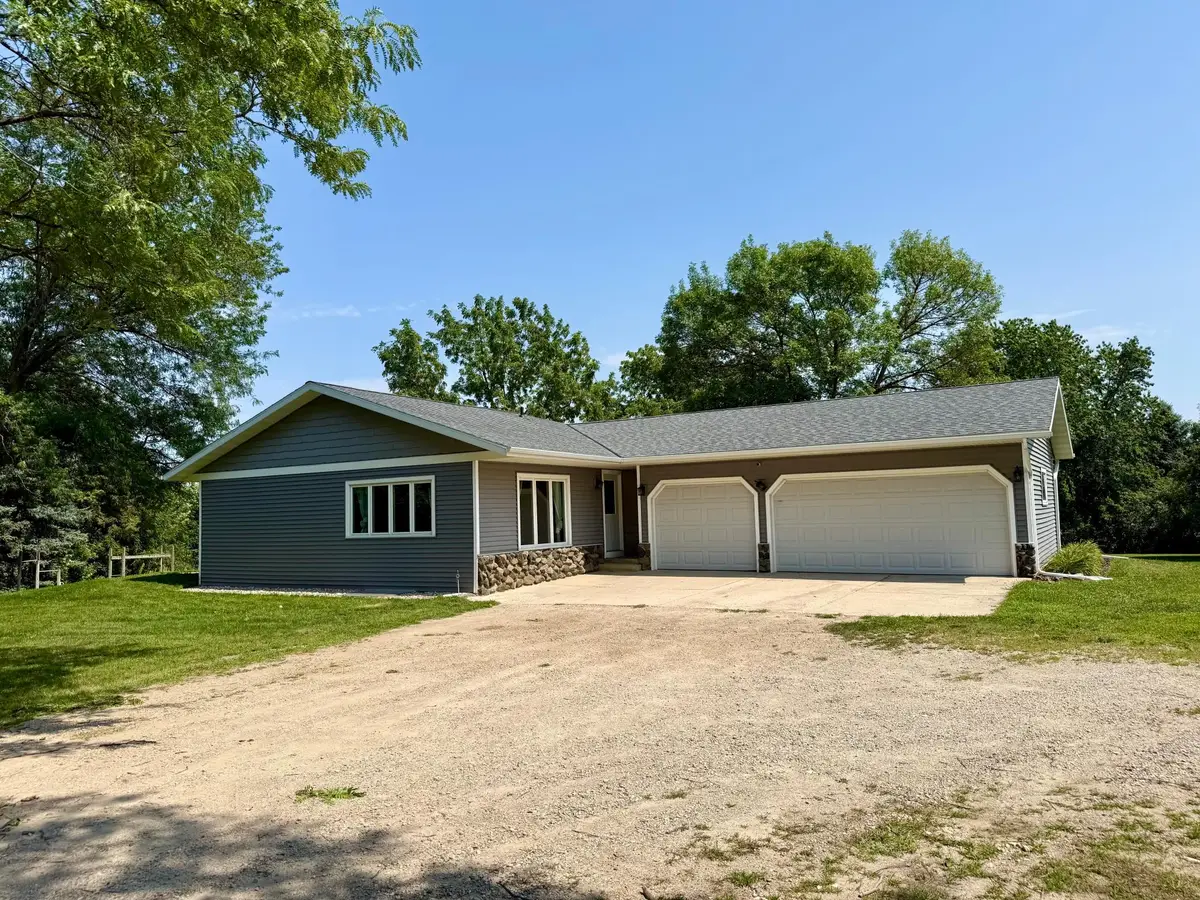 4131 75th Street Nw, Pennock, MN 56279 - #1