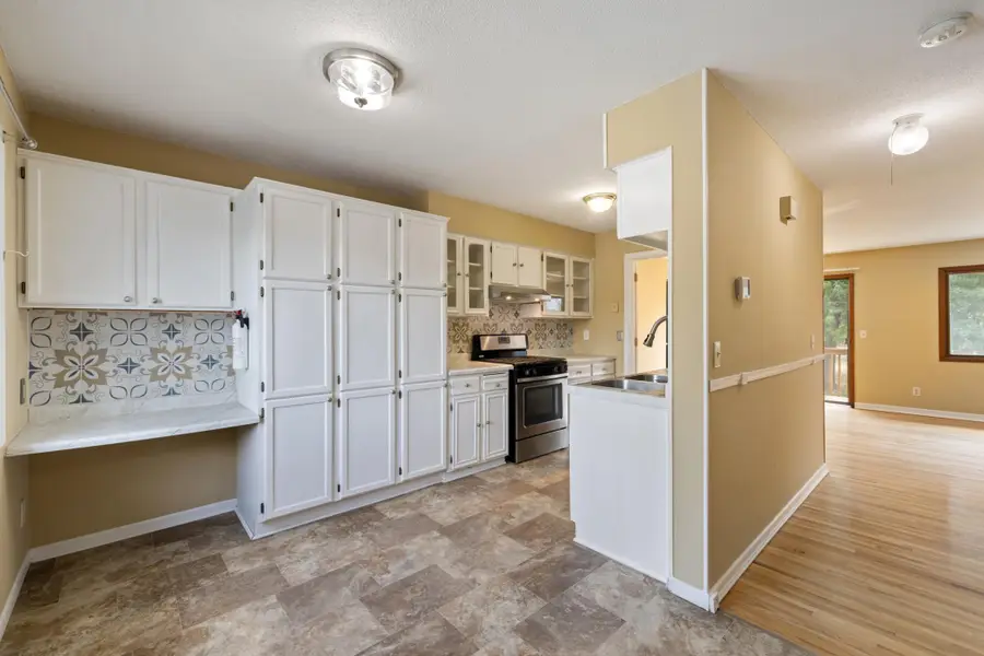 8855 Ironwood Avenue S, Cottage Grove, MN 55016 - #3