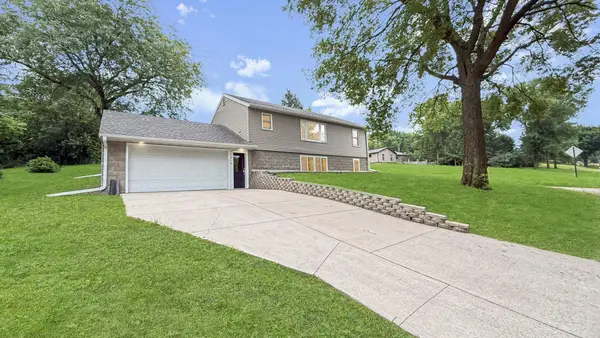 1416 Ridgeview Drive, Montevideo, MN 56265