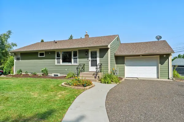 2435 Jansen Avenue, Saint Paul, MN 55110