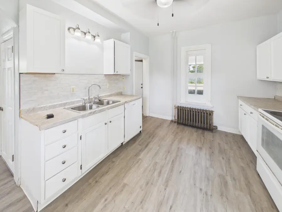 407 Cooper Avenue N, Saint Cloud, MN 56303 - #3