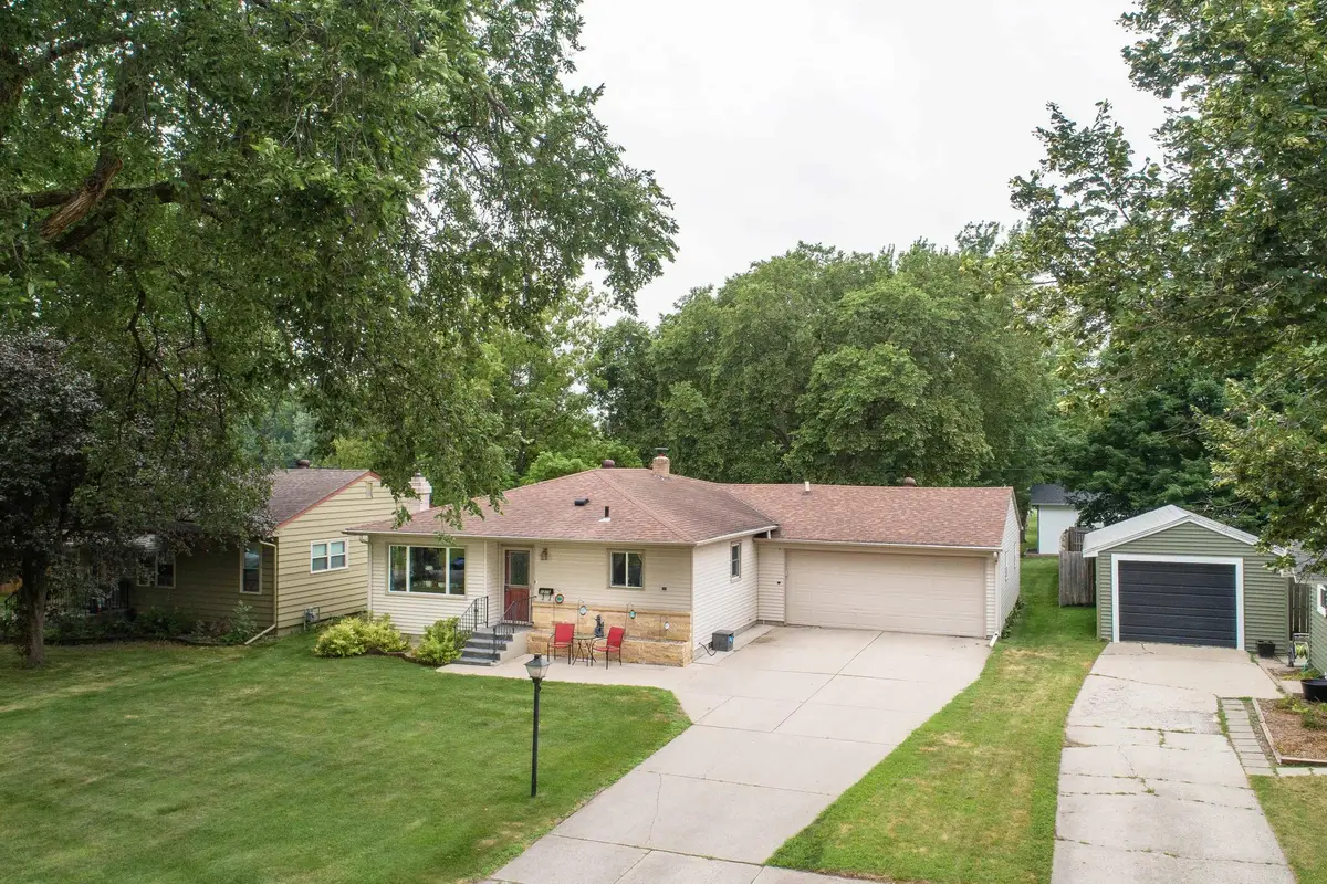 1219 N Lake Street, Fergus Falls, MN 56537 - #1