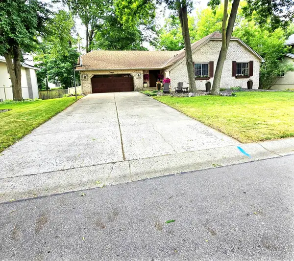 6864 Jeremy Court, Eden Prairie, MN 55346