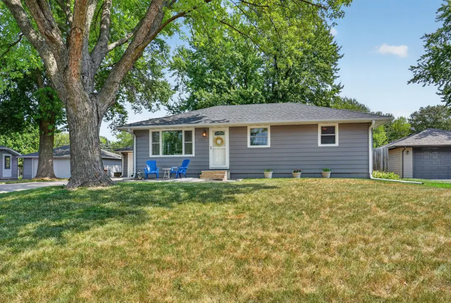 1257 Guthrie Avenue N, Oakdale, MN 55128 - #3
