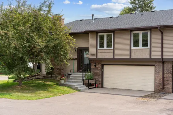 9257 Dartford Road, Woodbury, MN 55125