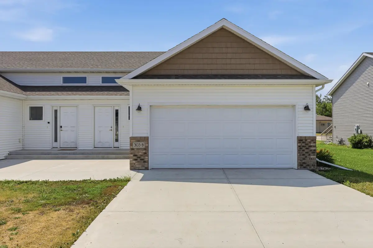 303B Torontos Court, Hillsboro, ND 58045 - #1