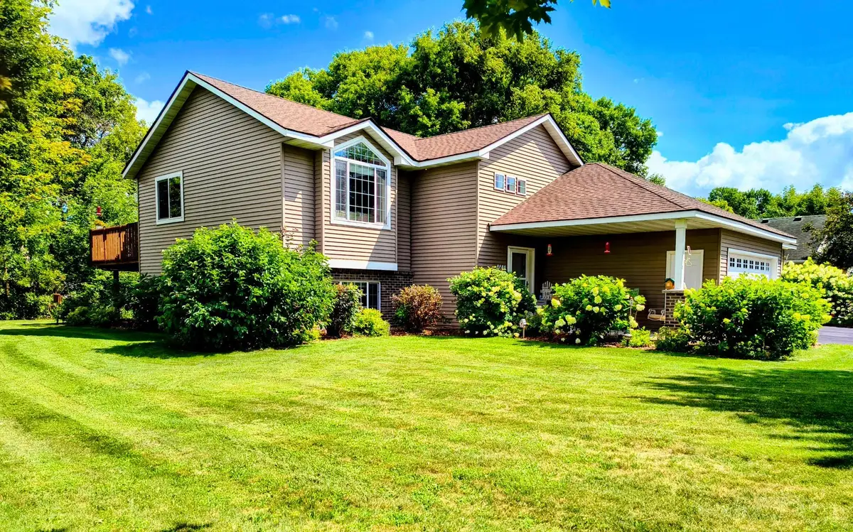 424 13th Avenue N, Sartell, MN 56377 - #1