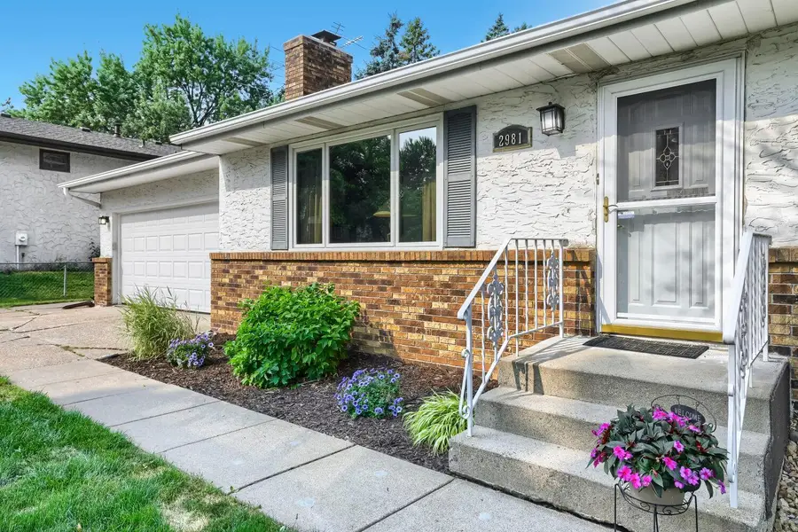 2981 Farrington Avenue, Roseville, MN 55113 - #2