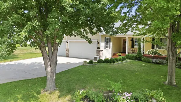 1809 Michigan Drive, Northfield, MN 55057
