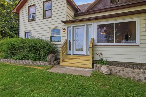 939 Us Highway 63, Baldwin, WI 54002