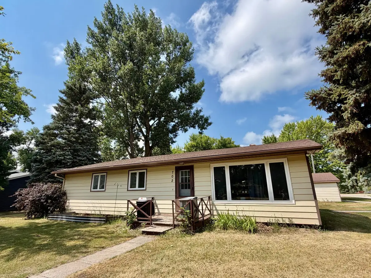 702 Champagne Avenue Sw, Red Lake Falls, MN 56750 - #1