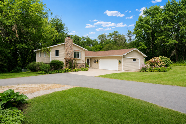 1709 60th Avenue Se, Rochester, MN 55904