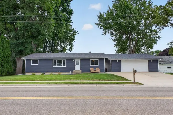 130 4th Avenue Nw, Elgin, MN 55932