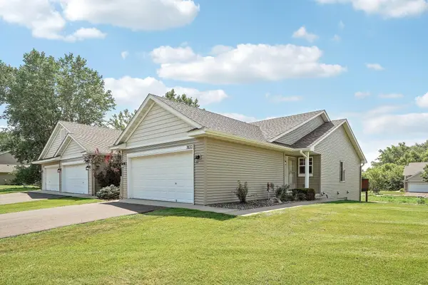 7633 Fox Creek Court, Rockford, MN 55373
