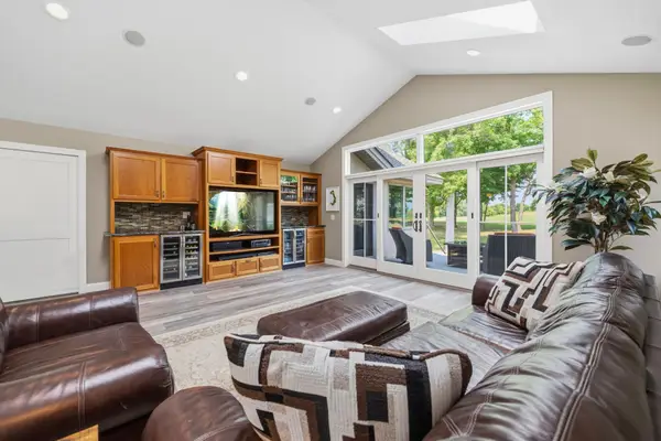 3935 Geneva Golf Club Drive Ne, Alexandria, MN 56308