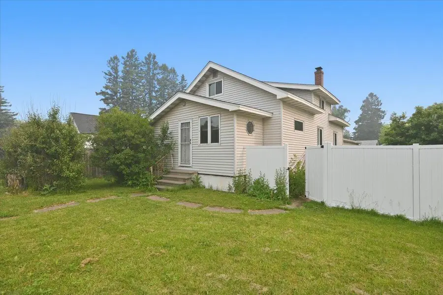 5215 E 2nd Street, Superior, WI 54880 - #2