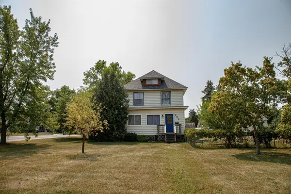 353 Willow Street E, Detroit Lakes, MN 56501