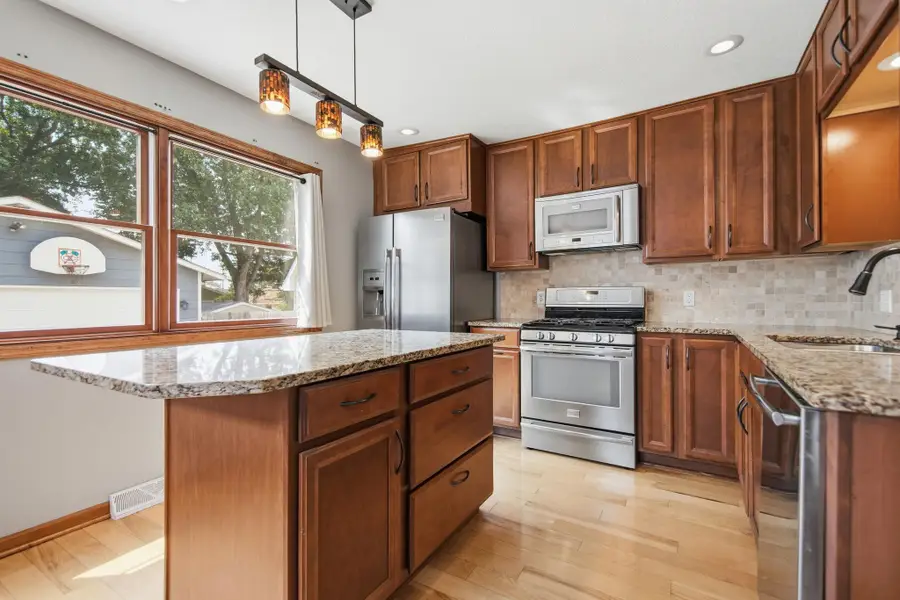 2258 11th Street, Saint Paul, MN 55110 - #3
