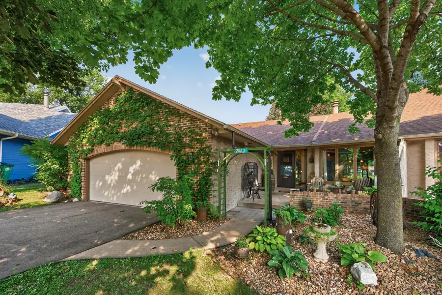2062 28th Avenue Nw, New Brighton, MN 55112 - #3
