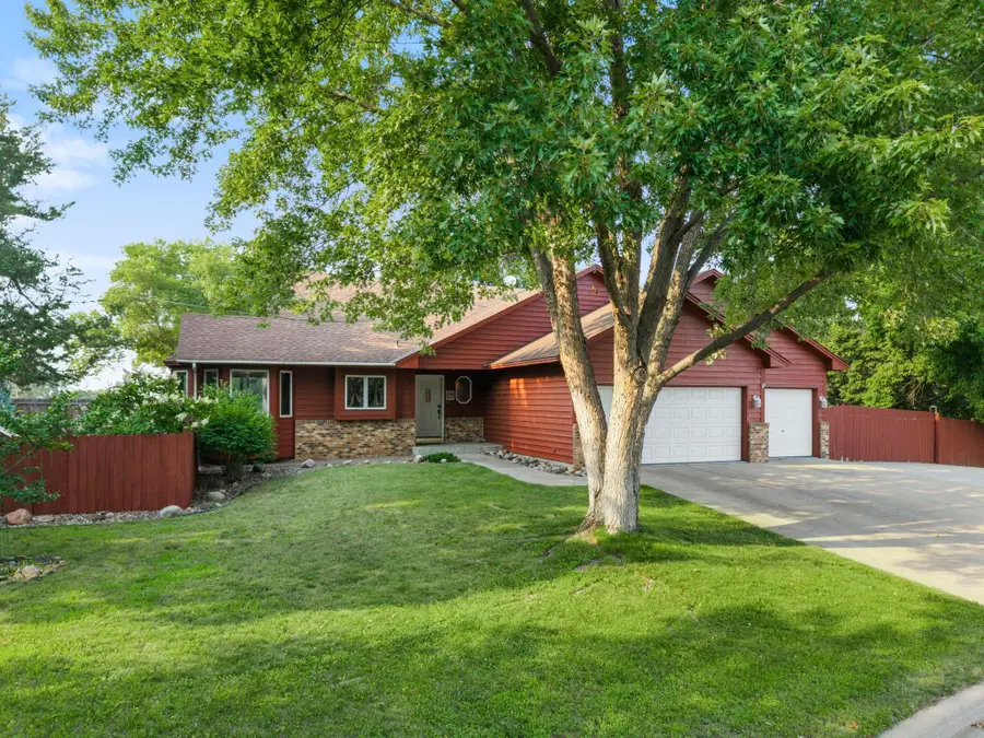 1820 Slater Lane, Burnsville, MN 55337 - #2