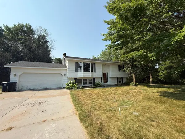 556 Constance Boulevard Nw, Andover, MN 55304