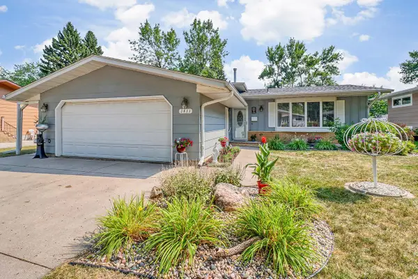 1411 23rd Avenue S, Moorhead, MN 56560