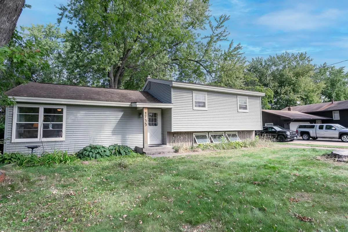 1735 Birch Lake Avenue, White Bear Lake, MN 55110 - #1