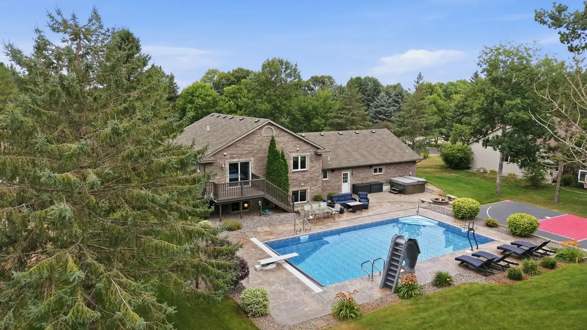3405 Pawnee Drive Se, Alexandria, MN 56308 - #1