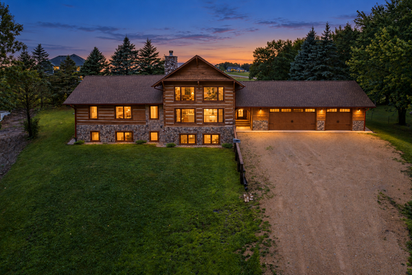 1103 Terrasol Lane, Kasota, MN 56050
