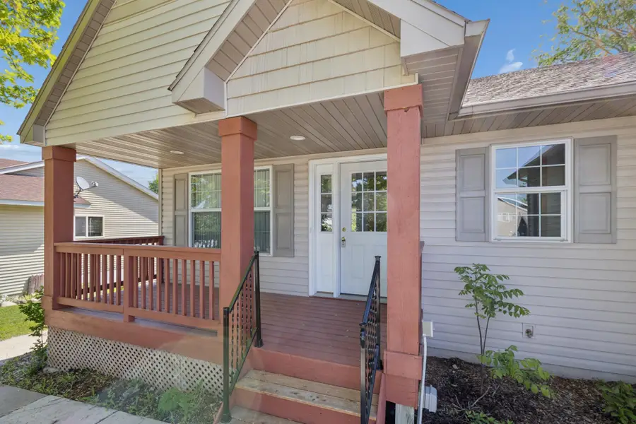 211 7th Street S, Winsted, MN 55395 - #3