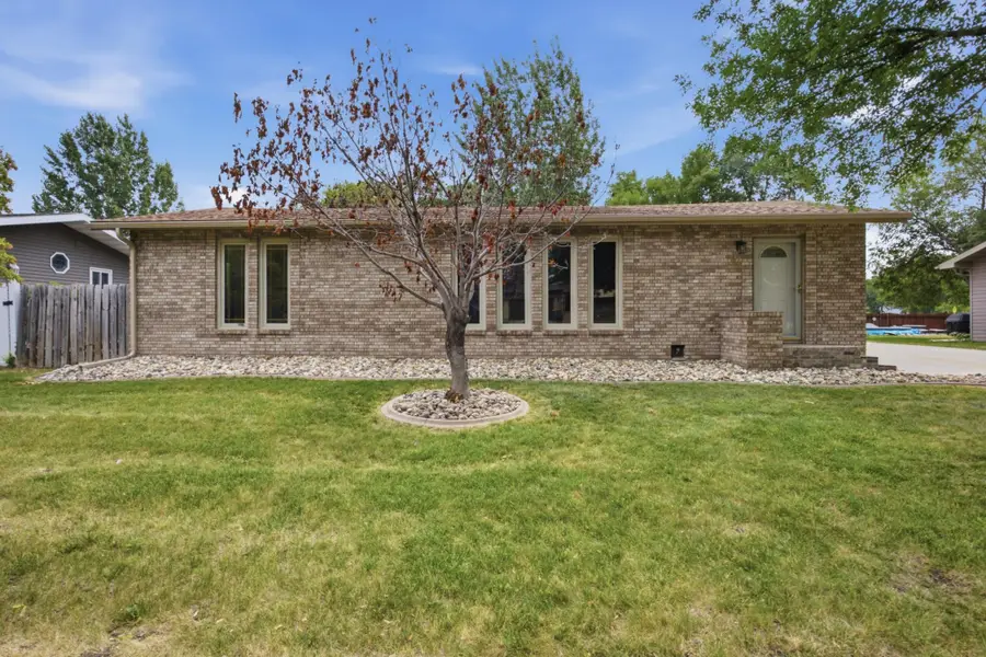 607 9th Street W, West Fargo, ND 58078 - #3
