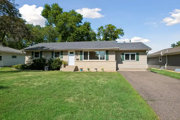702 Madison Street S, Shakopee, MN 55379