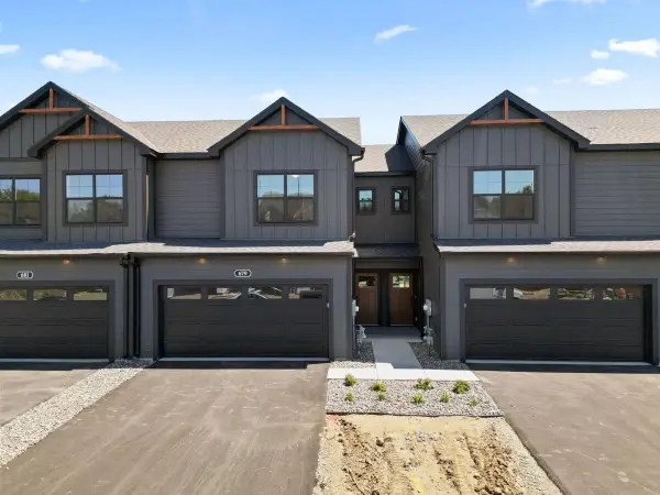 677 Tulare Terrace, Newport, MN 55055