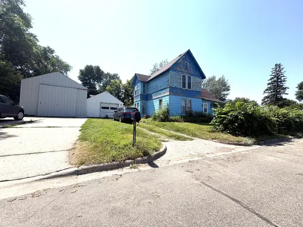 805 Railroad Avenue, Sauk Centre, MN 56378