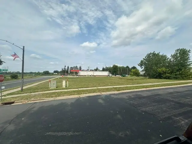 800 N Division Street, Roberts, WI 54023 - #2