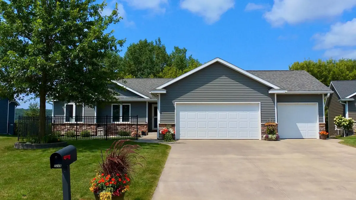 1244 Lone Stone Court Se, Chatfield, MN 55923 - #1