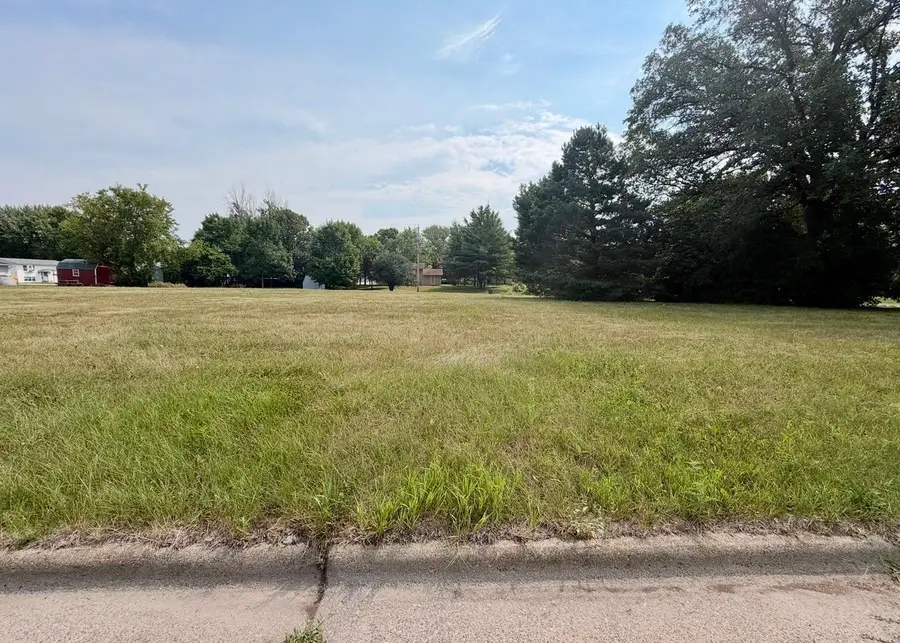 605 8th Street Sw, Little Falls, MN 56345 - #2