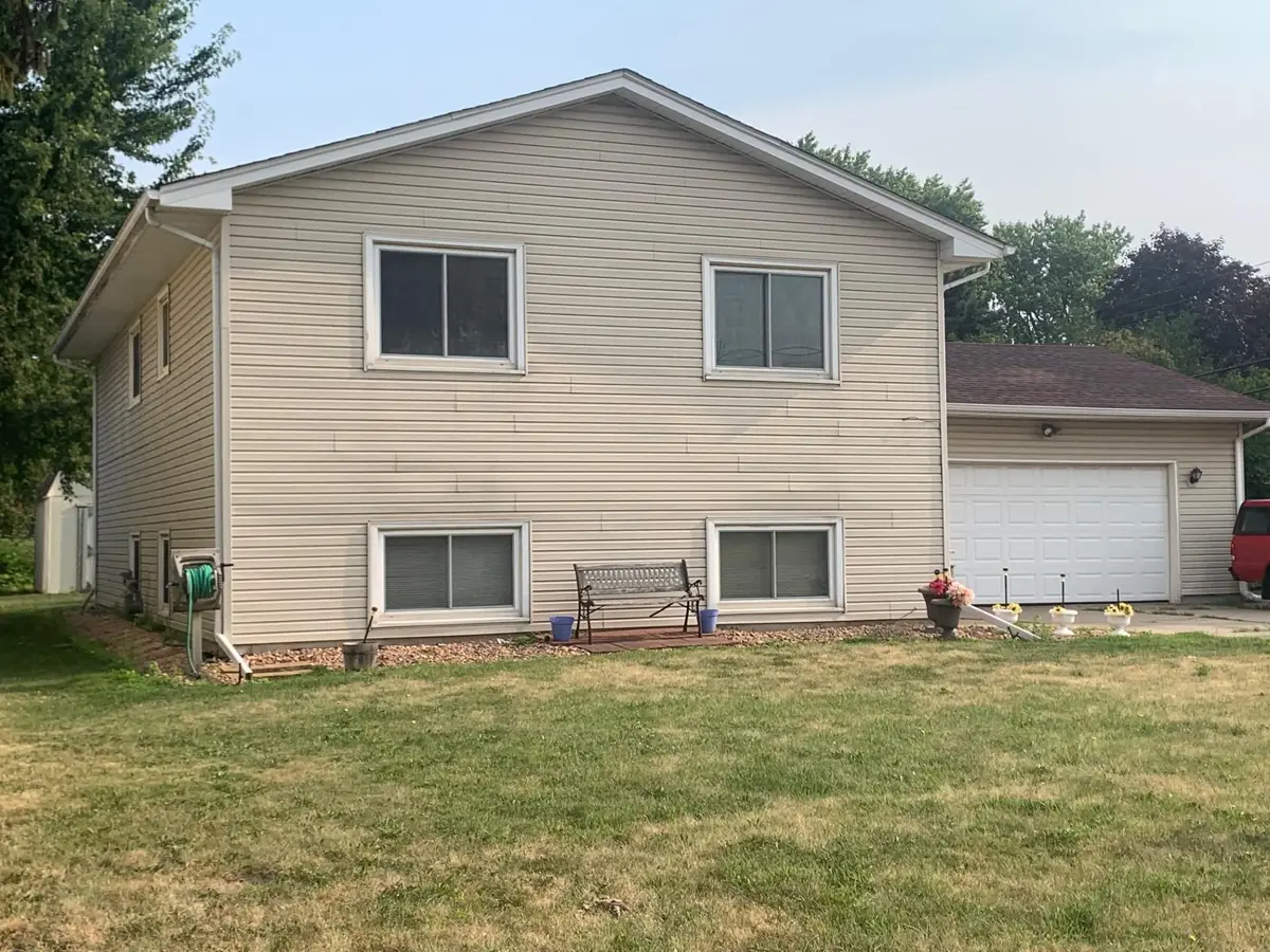 2359 17th Avenue E, North Saint Paul, MN 55109 - #1
