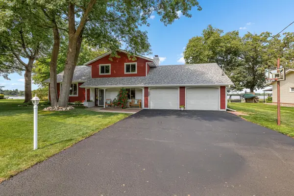 969 Hamlet Drive N, Avon, MN 56310
