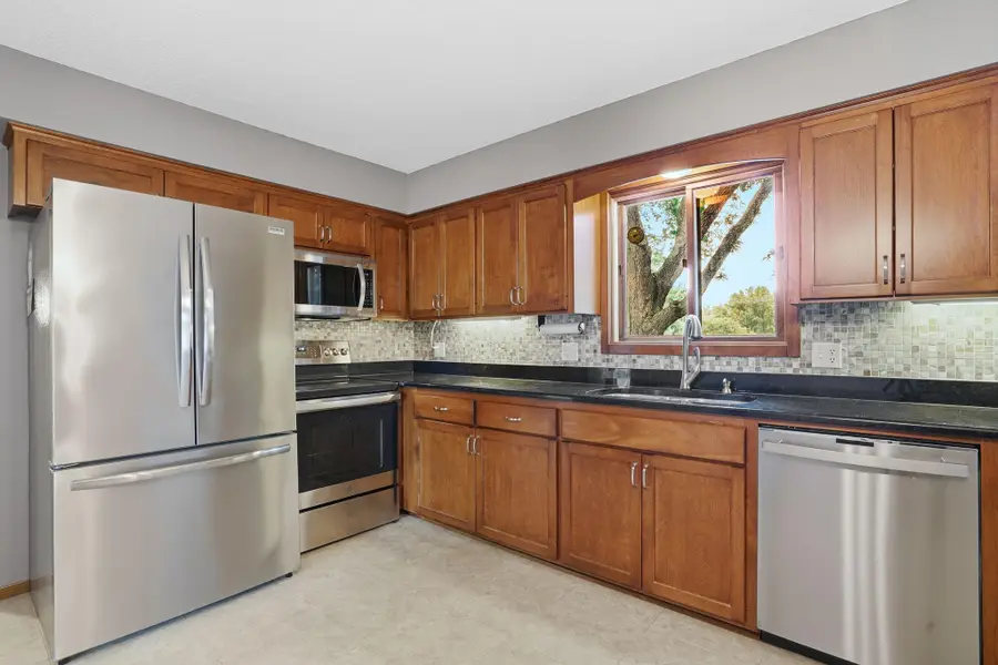6207 Edgemont Boulevard N, Brooklyn Park, MN 55428 - #3